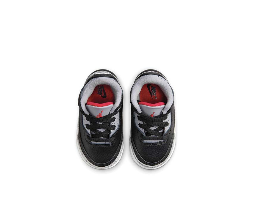 Jordan 3 Retro TD Black détail — tige cuir noir Jordan 3 enfant