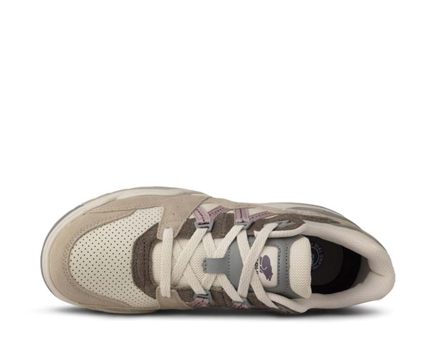 Karhu Fusion XT Arctic Wolf/Quail detail — soft Arctic Wolf grey colorway