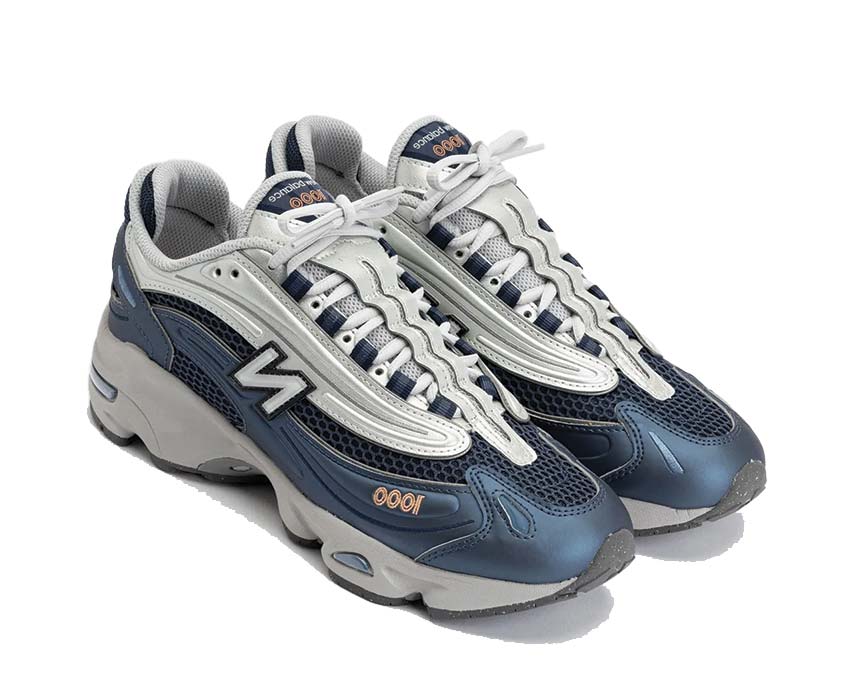 New Balance 1000 Vintage Indigo sole — lugged natural rubber trail outsole