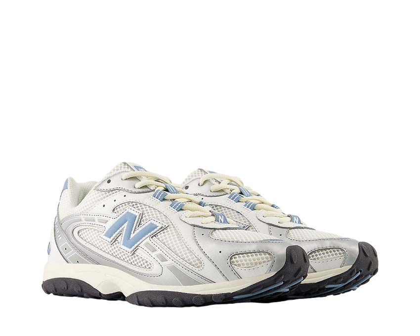 New Balance 204L Silver Metallic vue latérale — tige argentée effet métallisé femme