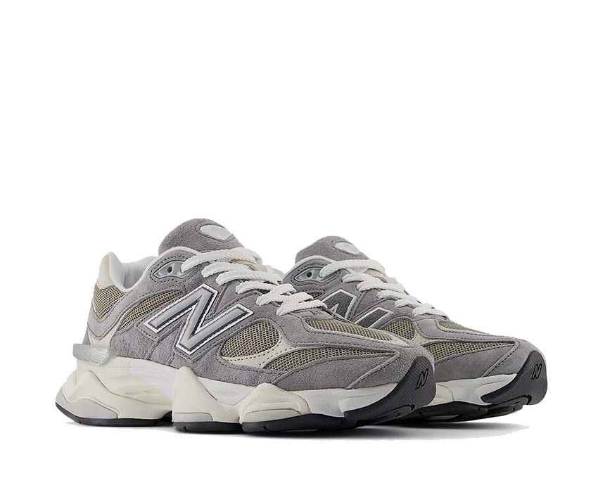 New Balance 9060 Slate Grey/Arid Stone/Timberwolf vista laterale — silhouette chunky dad shoe