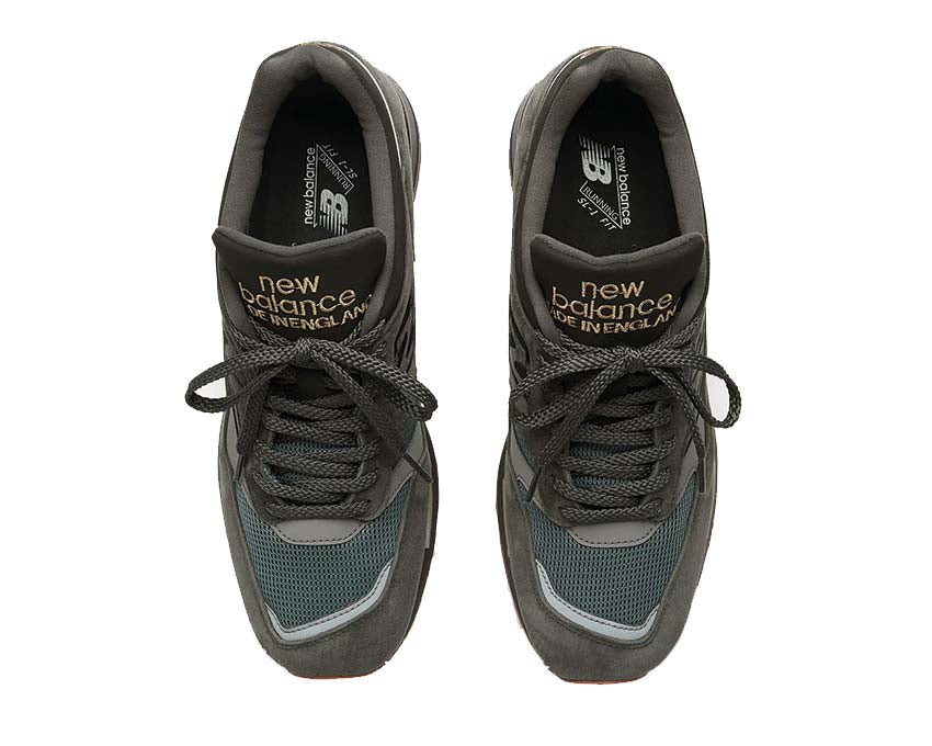 New Balance 1500 Made in UK Raven détail — coutures artisanales finitions soignées