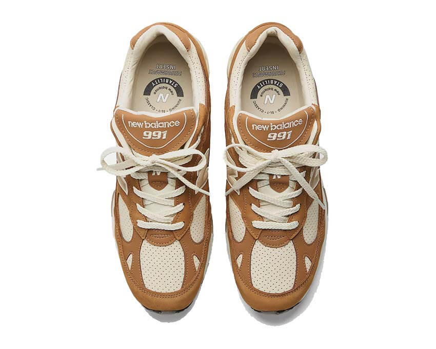 New Balance 991 Chipmunk Taupe detalle — nubuck taupe marrón premium Made in UK