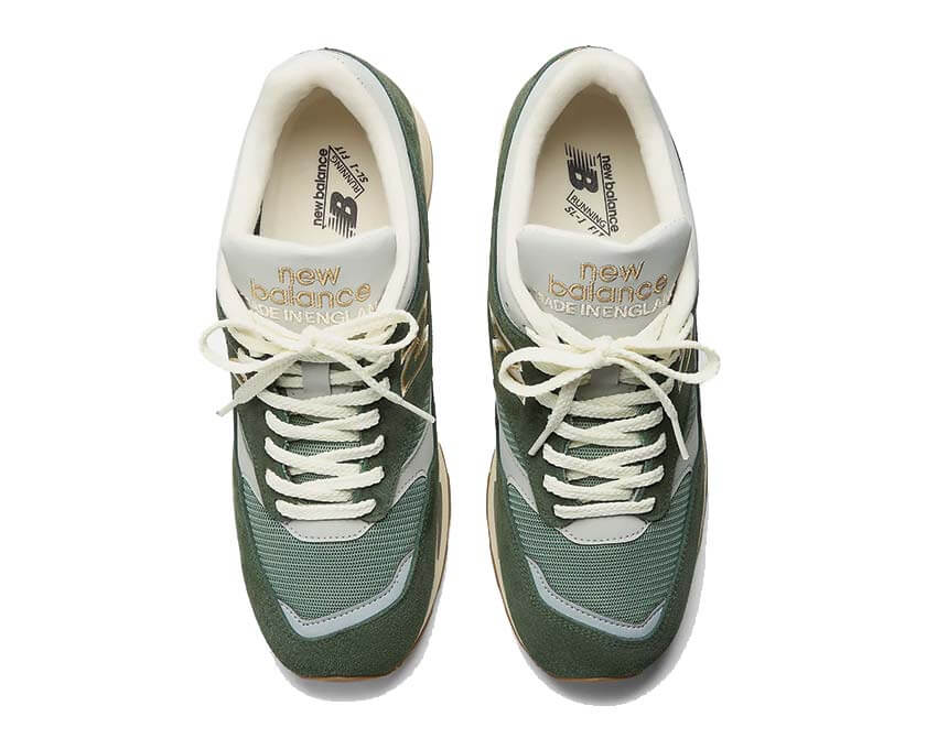 New Balance 1500 Kombu Green détail — empiècements multimatières vert algue sombre