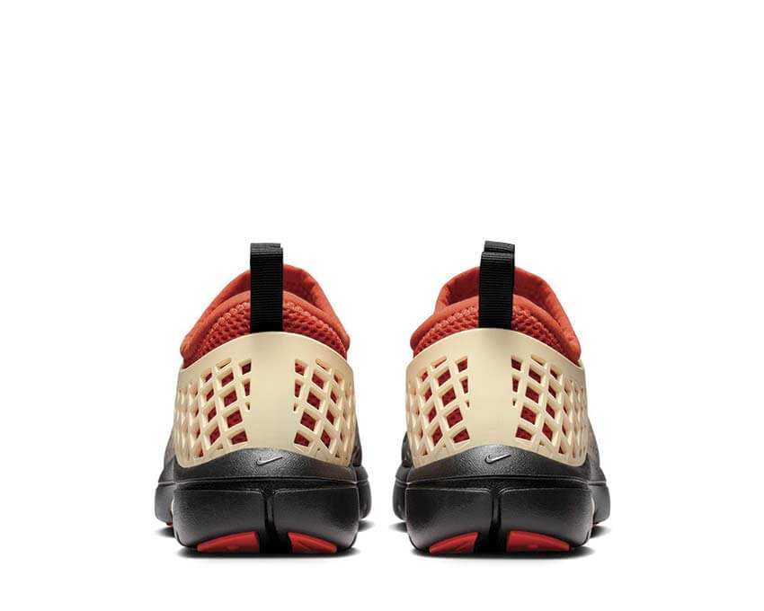 Nike Rejuven8 OG SE W Rust Factor détail — lacets tressés et œillets ton sur ton