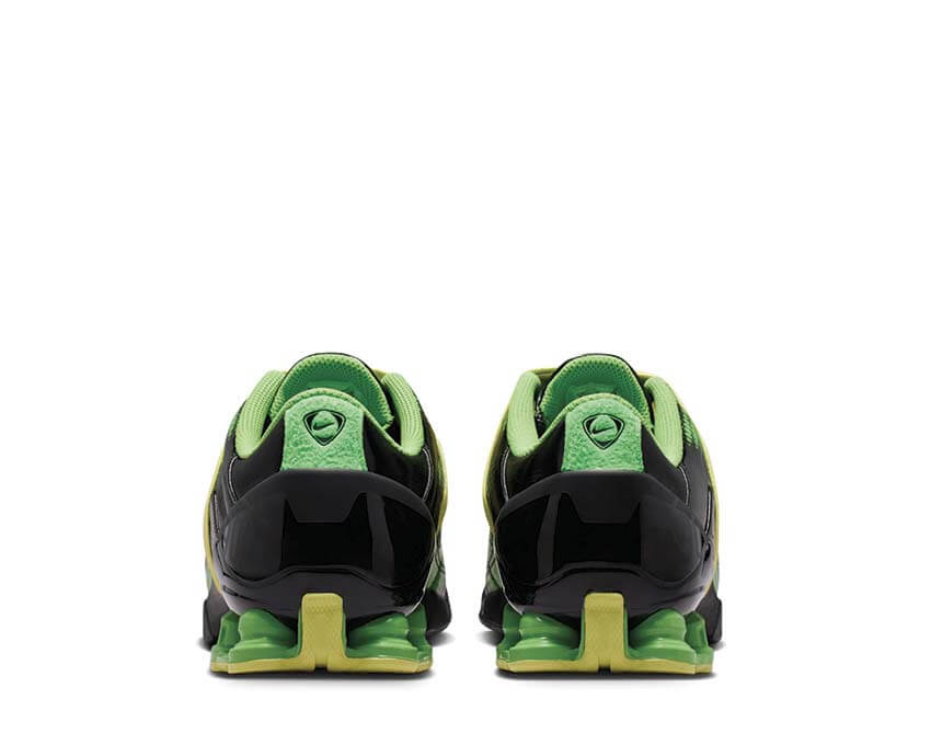 Nike T90 Shox Magia W Spinach Green semelle — colonnes Shox visibles vertes