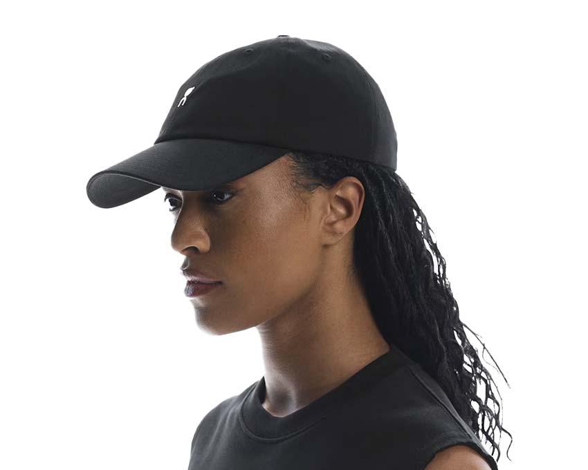 On All Day Cap Black — casquette running 6 panneaux classique logo brodé