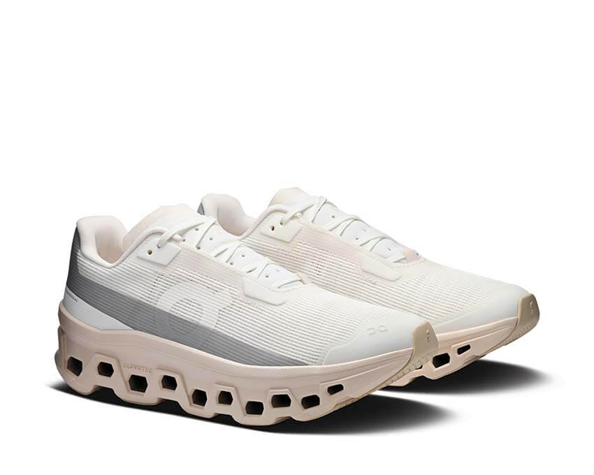 On Cloudmonster Void W Seashell — Helion CloudTec Clouds élargis vue latérale