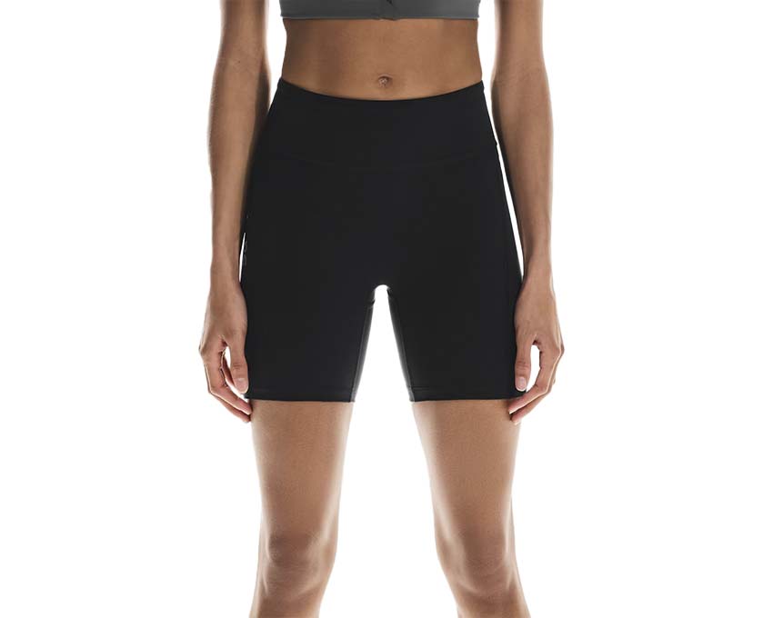 On Performance Tights Short W Black — cycliste femme DryTec poches running