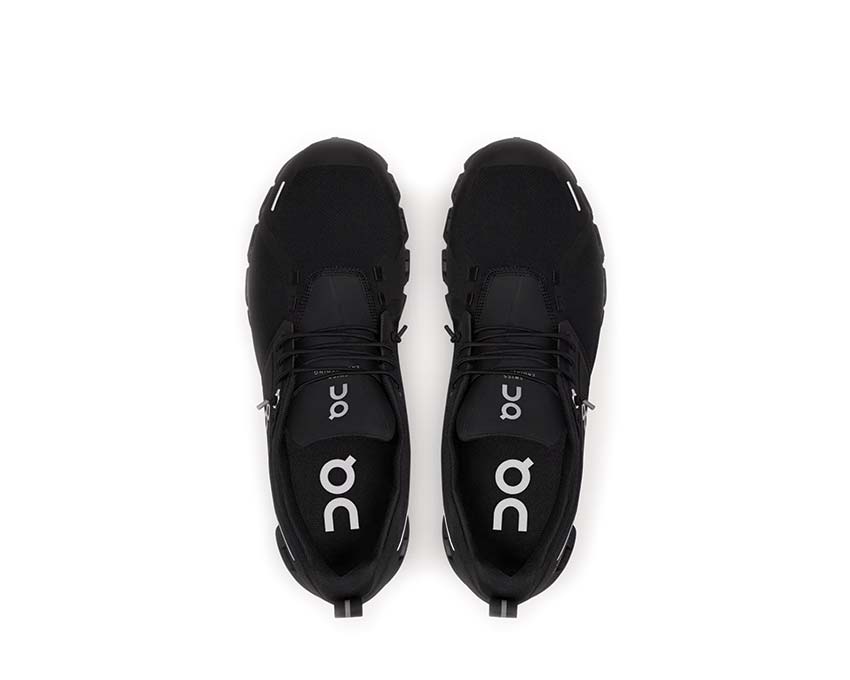 On Cloud 5 Waterproof W détail — protection waterproof running femme noire