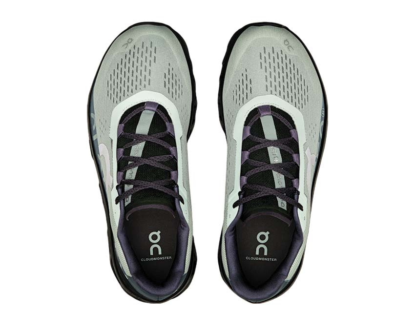 On Cloudmonster Glacier/Black Detail — luftiges Mesh Herren-Laufschuh