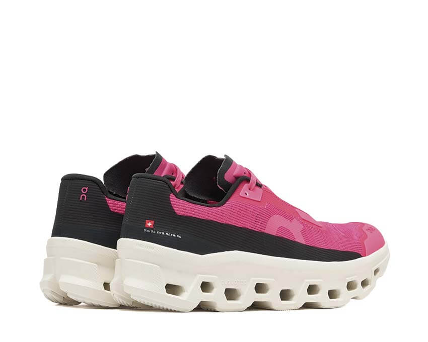 On Cloudmonster Void W Pink — détail thermosoudé mesh moulé féminin