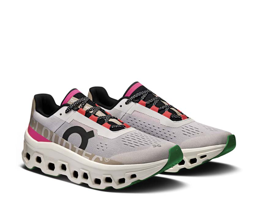On Cloudmonster W Silver vue latérale — profil amorti maximaliste running femme