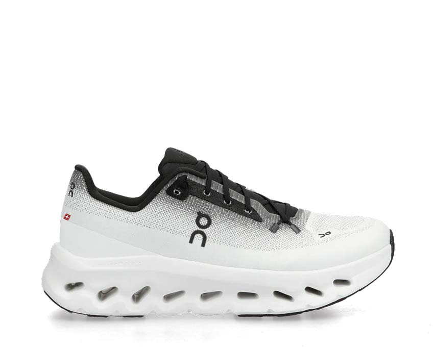 On Cloudtilt W Black/Ivory — sneaker lifestyle femme plateforme inclinée CloudTec