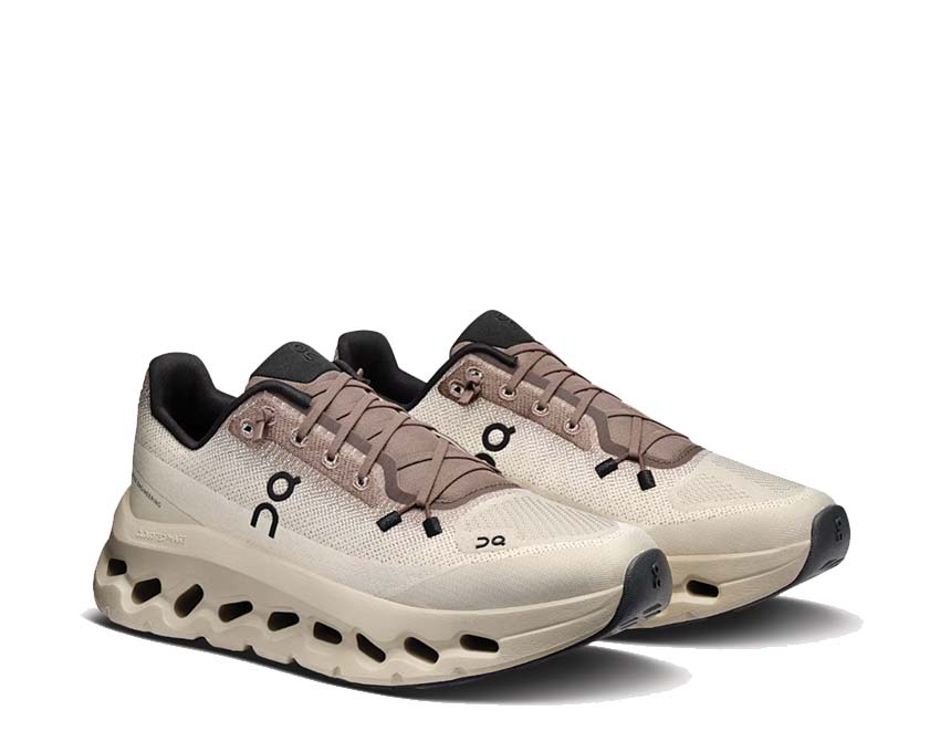 On Cloudtilt W Clove/Sand vista laterale — profilo piattaforma sneaker donna