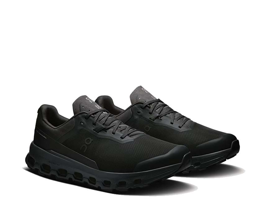 On Cloudvista 2 Black Seitenansicht — Profil leichter Trail Herren-Laufschuh