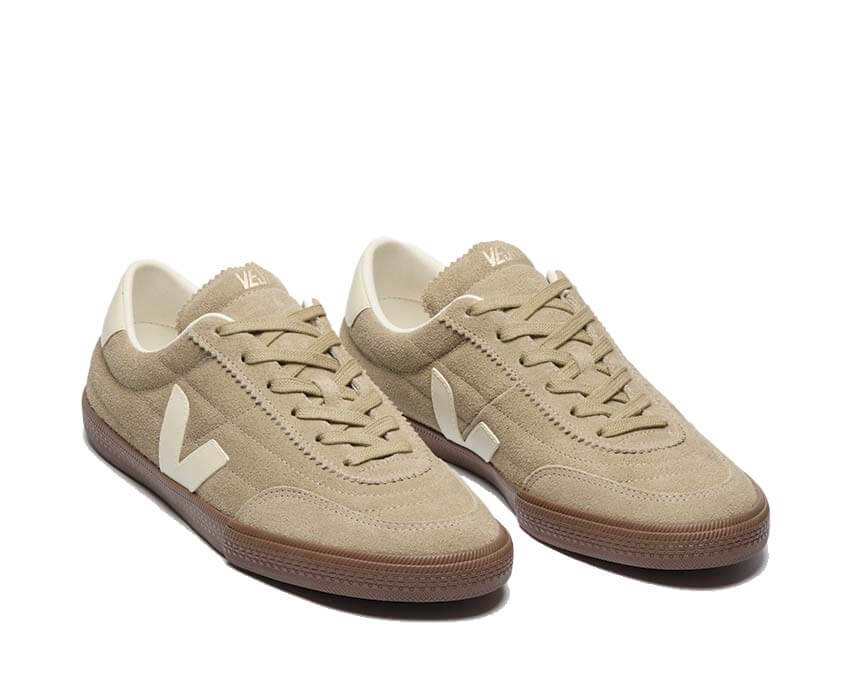 Veja Panenka Suede Taupe vue latérale — daim taupe tennis