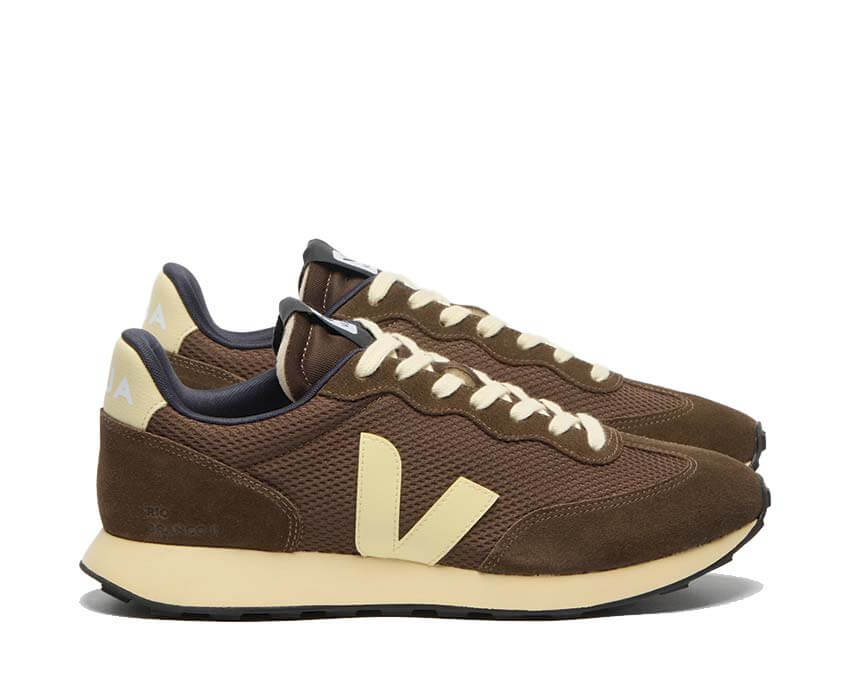 Veja Rio Branco II Alveomesh Eagle sole — Amazonian rubber sole