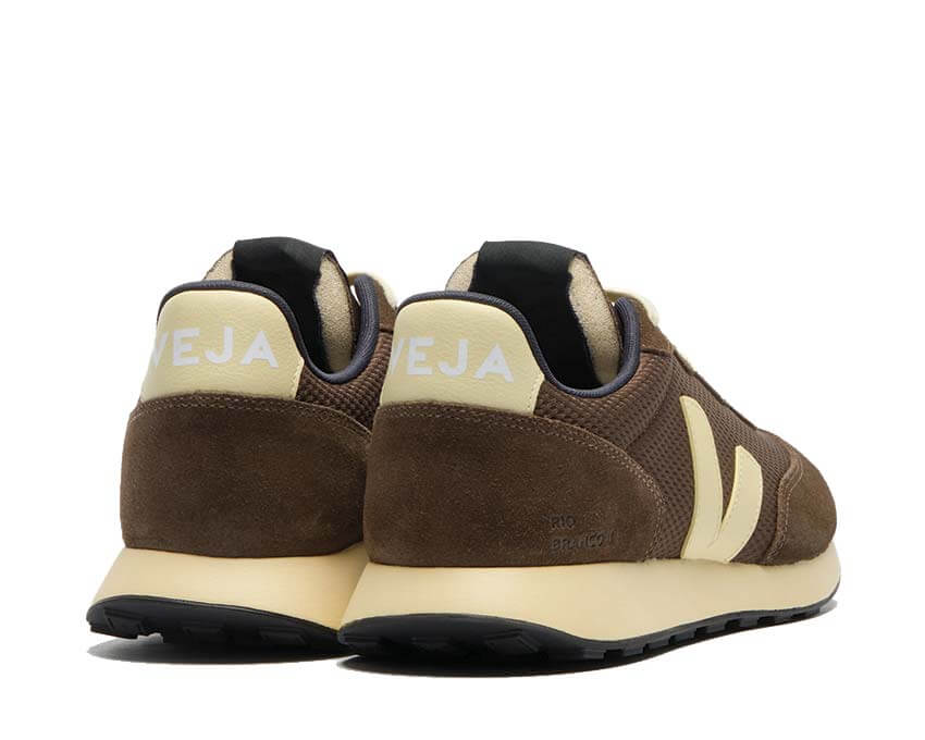 Veja Rio Branco II Alveomesh Eagle detail — Eagle panels