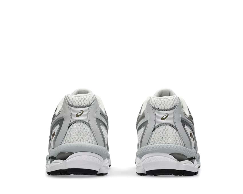 Asics Gel NYC 2055 Cream/Pure Silver sole — retro platform cushioning
