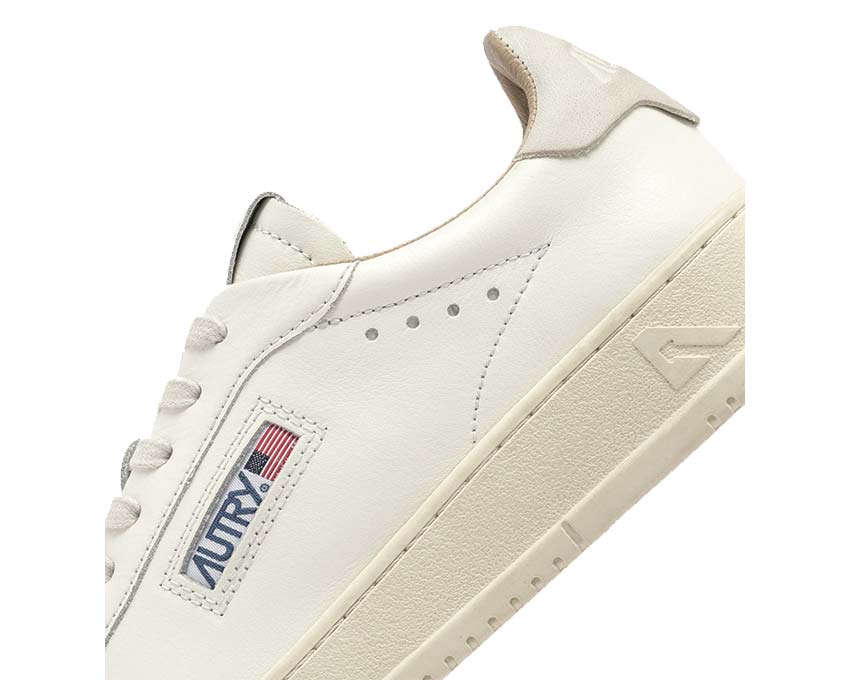 Autry Dallas Low W Marsh détail — empiècement cuir premium Autry Dallas
