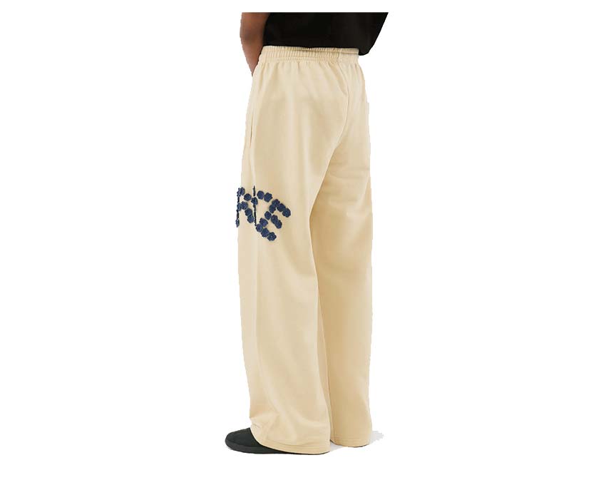 Arte Crochet Flowers Pants Cream dettaglio — motivo uncinetto gamba