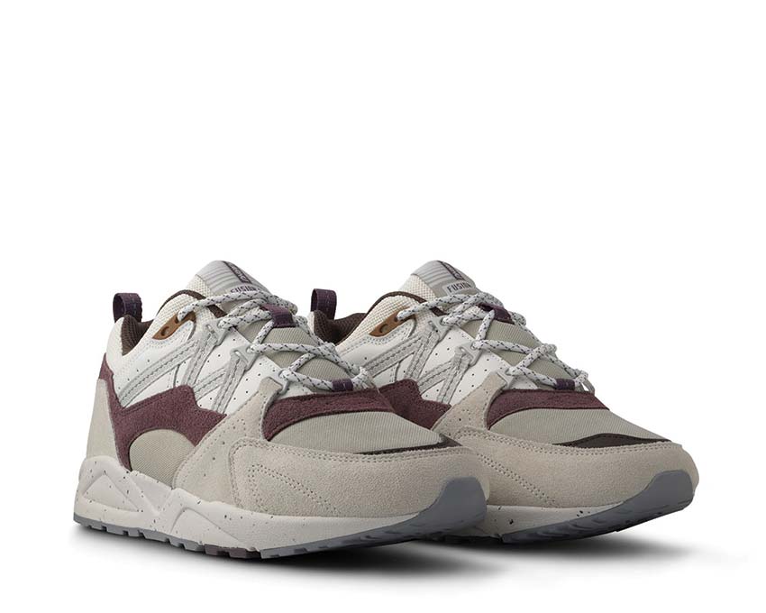 Karhu Fusion 2.0 Foggy Dew/Moonscape side view — breathable mesh