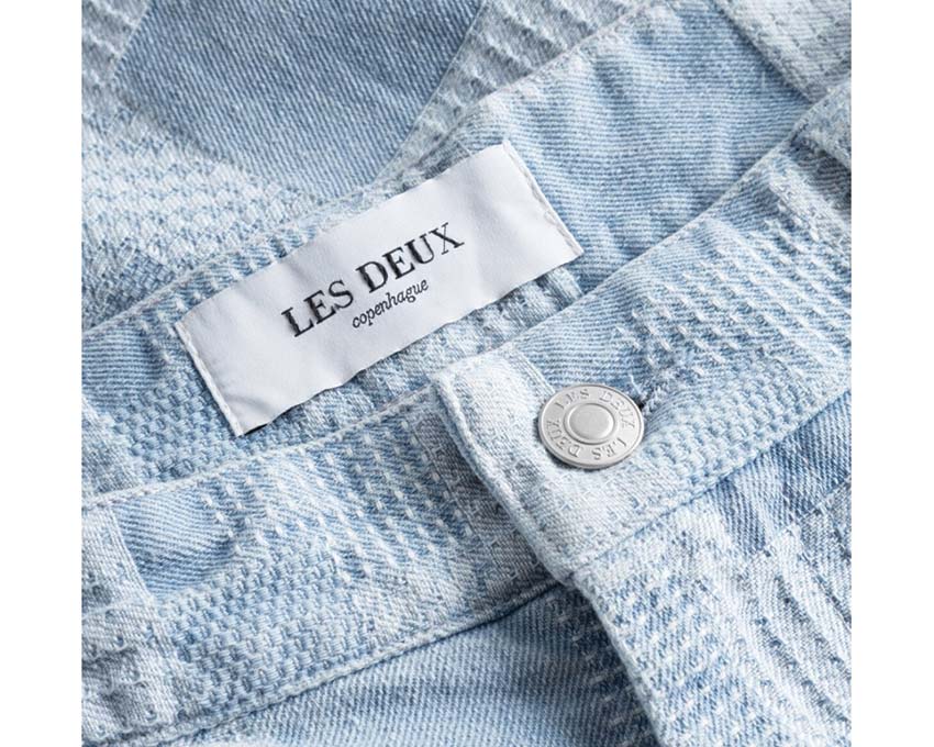 Les Deux Ryder Jacquard Jeans Dark Denim dettaglio — motivo jacquard gamba