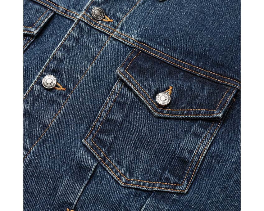 Daily Paper Bomi Denim Jacket Blue dettaglio — tasche anteriori chiuse
