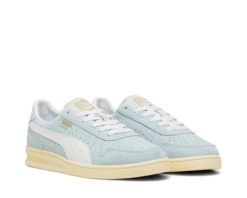 Puma Indoor Soft White Seitenansicht — weiches leichtes Obermaterial Indoor Damen