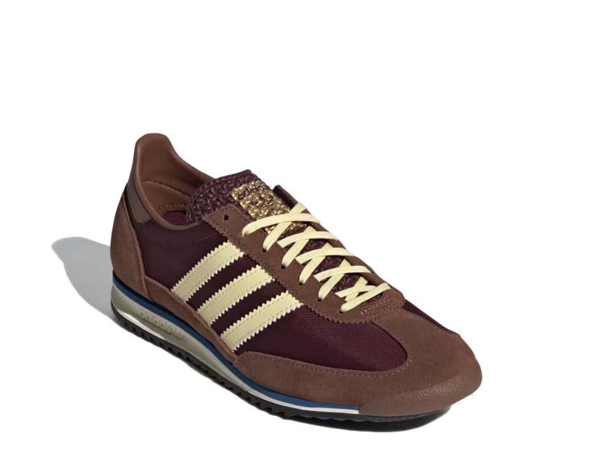 Adidas SL 72 OG W Maroon Seitenansicht — Retro-Laufschuh 1972 Profil