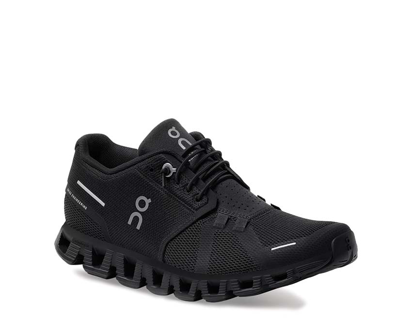 On Cloud 5 W All Black vue latérale — profil léger running lifestyle femme