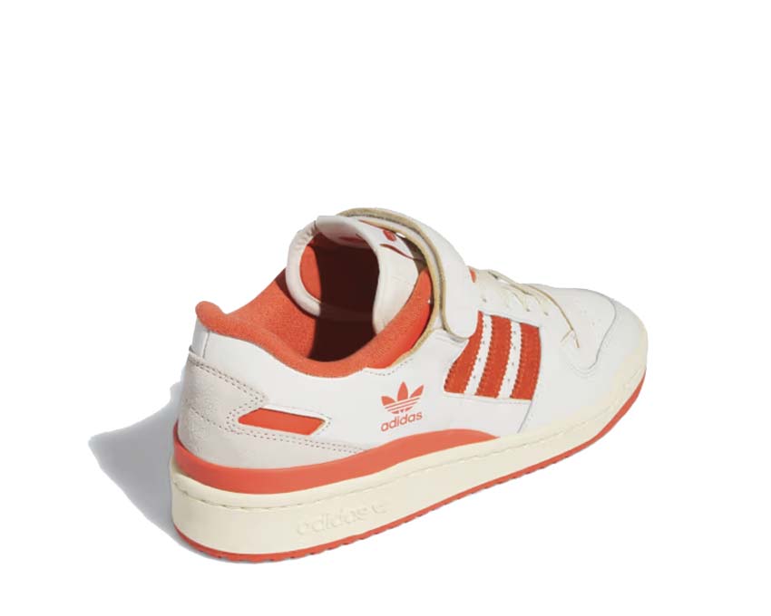 Adidas Forum 84 Low Ivory Yellow Sohle — Vintage-Gummisohle