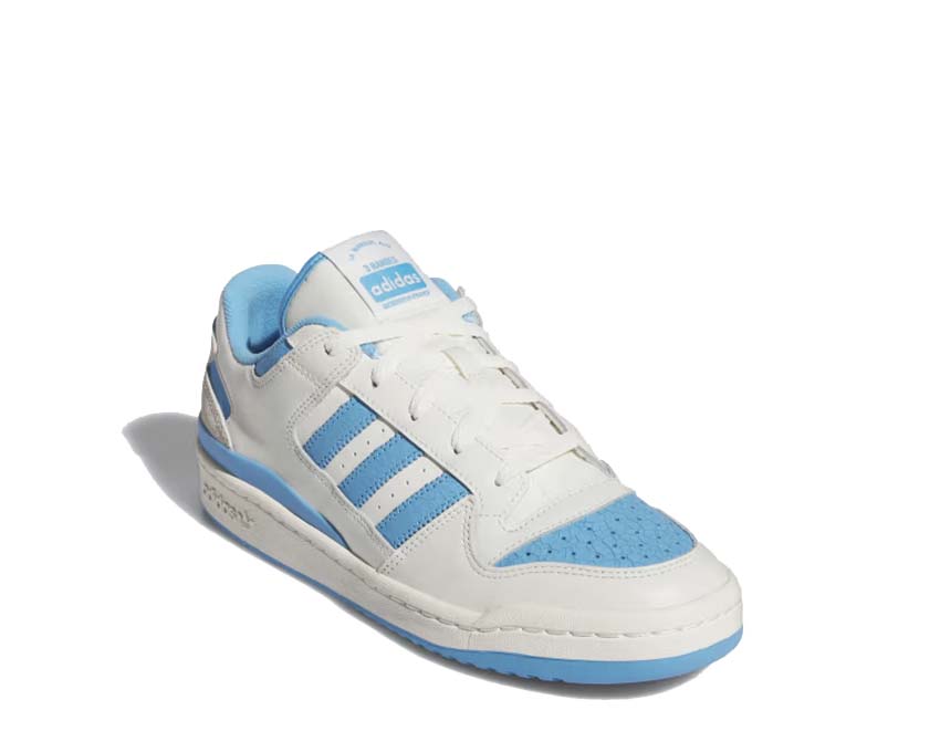 Adidas Forum Low CL Ivory Blue vue latérale — sangle velcro et 3 bandes