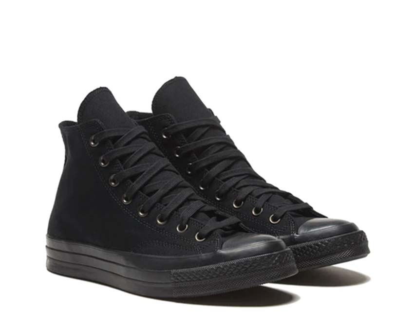 Converse Chuck 70 Hi Black Almost Black Seitenansicht — schwarzes Total-Look Segeltuch