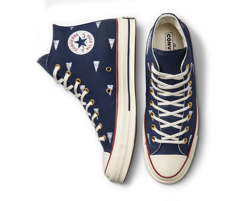 Converse Chuck 70 Hi Navy/Ultra Violet sole — contrasting vulcanized rubber sole