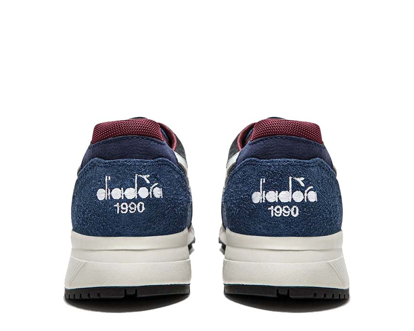 Diadora N9000 Italia Insignia Blue Sohle — Gummisohle vintage