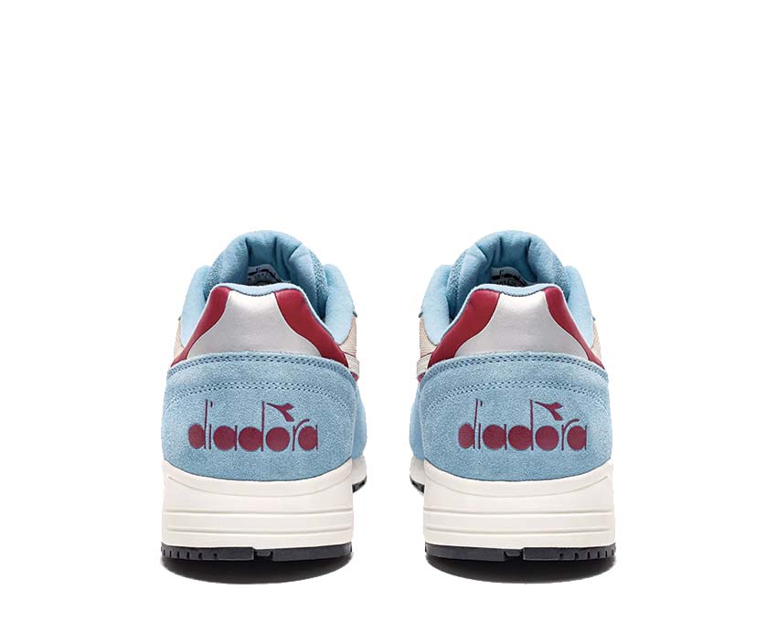 Diadora N902 Oyster Gray Dusk Blue Sohle — Vintage-Gummisohle