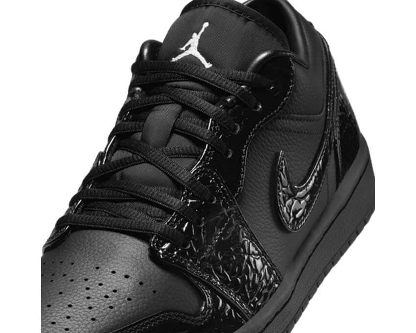 Air Jordan 1 Low SE W Noir vue latérale — sneaker femme noir basketball culture