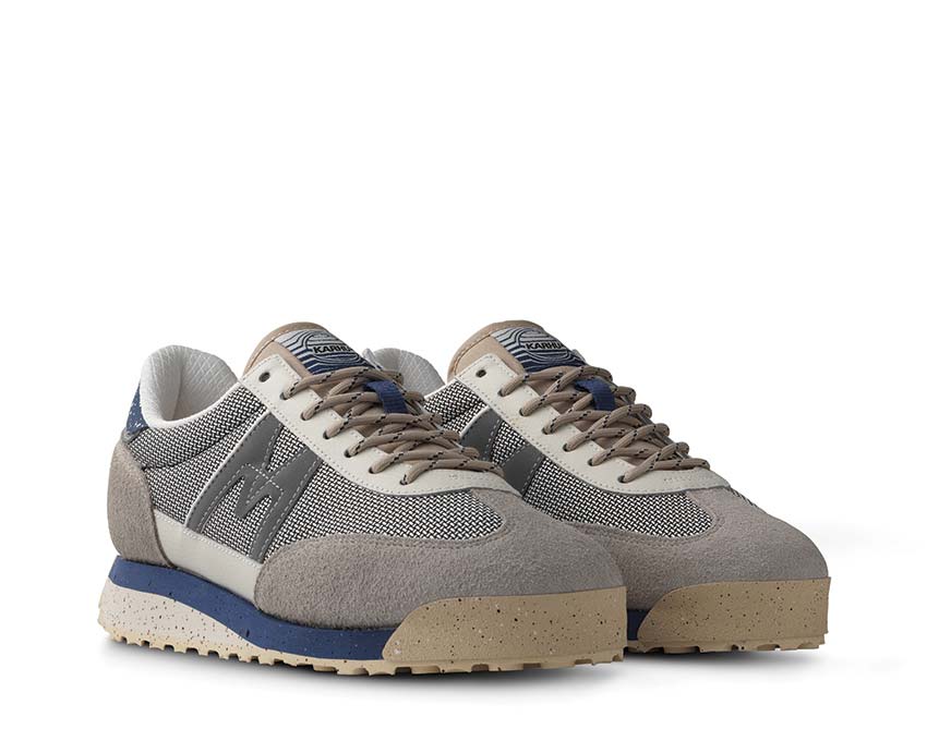 Karhu Mestari Control Silver Lining/True Navy Seitenansicht — Mesh atmungsaktiv
