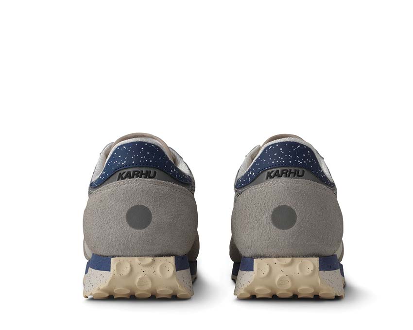 Karhu Mestari Control Silver Lining/True Navy Sohle — Fulcrum-Sohle