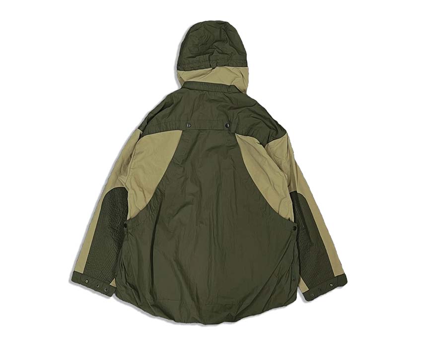 Karhu X Norbit Hike Hoodie Jacket Coyote détail — logo brodé collaboration Norbit
