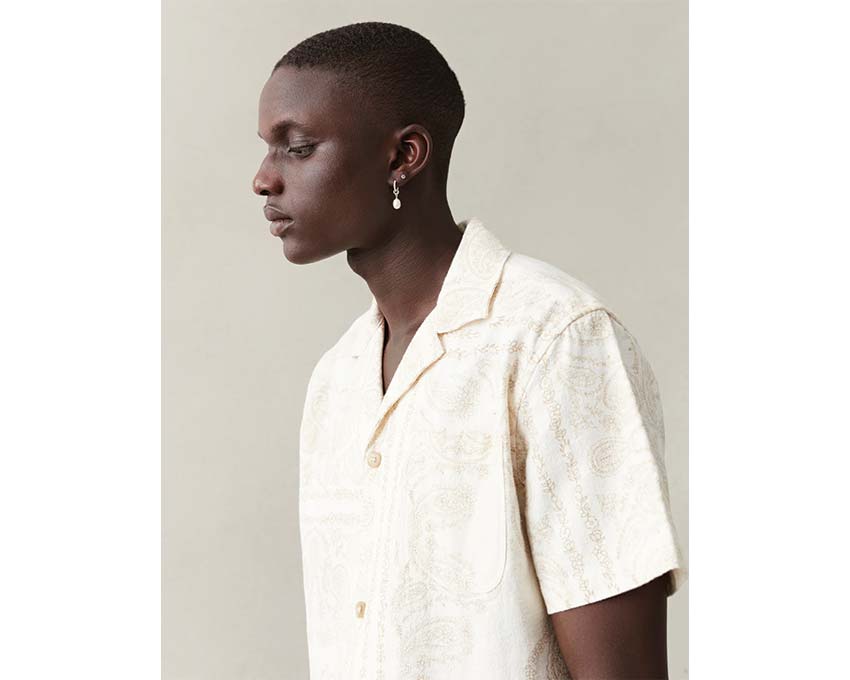 Les Deux Lesley Paisley SS Shirt Light Ivory détail — motif paisley imprimé