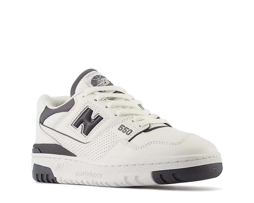 Seitenansicht — New Balance 550 Damen sea salt magnet dicke Cupsole