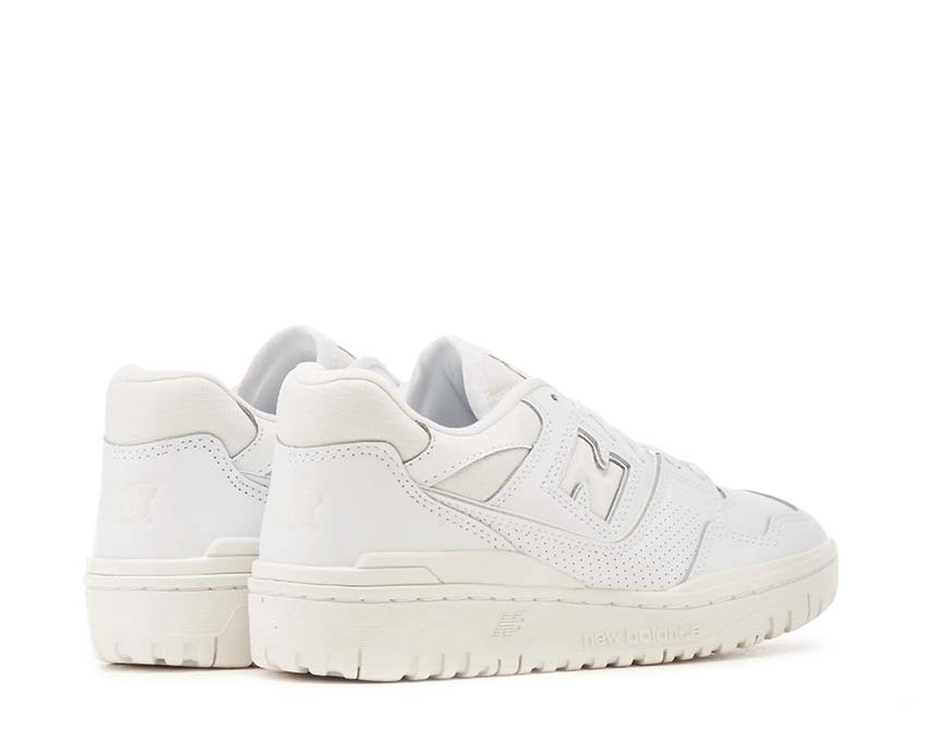 New Balance 550 W White Seitenansicht — Cupsole Basketball weißes Leder
