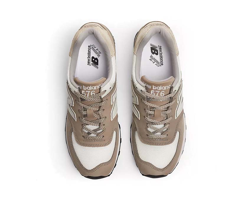 New Balance 576 UK Flint Gray détail — tige cuir et mesh