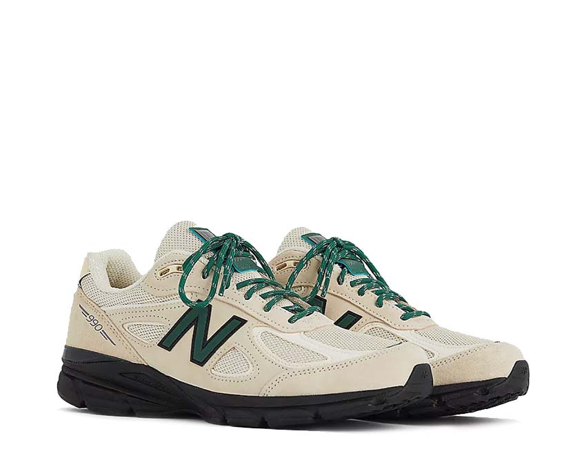 New Balance 990v4 Macadamia Made in USA vue latérale — tige daim et mesh premium
