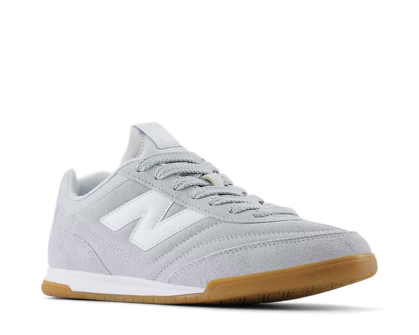 New Balance RC42 Granite White Seitenansicht — glatter Lederschaft