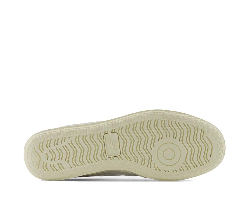 New Balance T500 Reflection White Detail — NB-Logo perforiertes Vintage-Leder