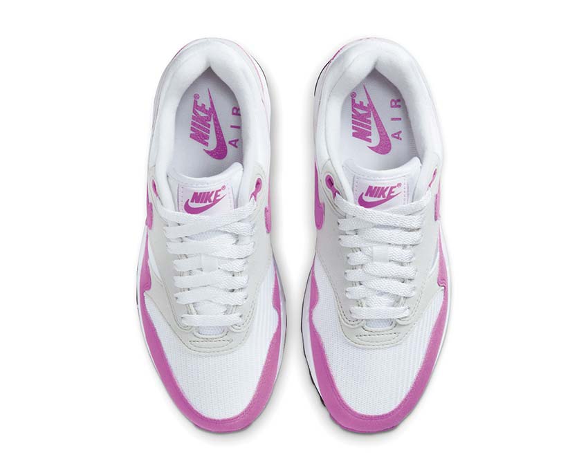 Nike Air Max 1 '87 Neutral Grey détail — tige cuir et mesh Fuchsia Dream